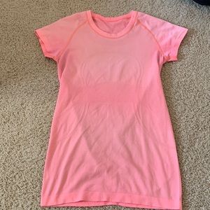 lululemon size 4 top